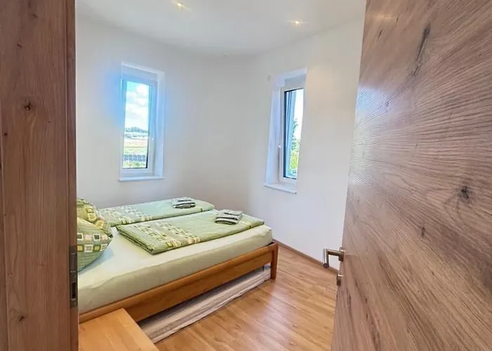 Gaestewohnung, Hauptplatz Kautzen képek