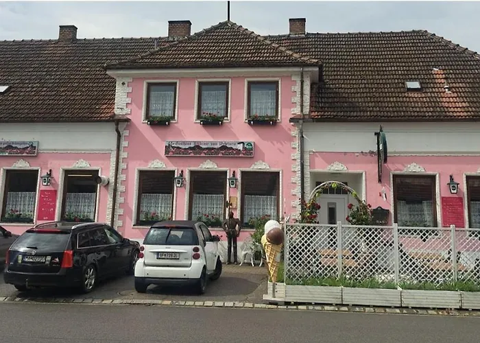 Gasthaus Wildrose Zum Wehrturm Palterndorf-Dobermannsdorf Foto