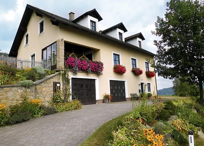 Annas Ferienwohnung Rappottenstein photo