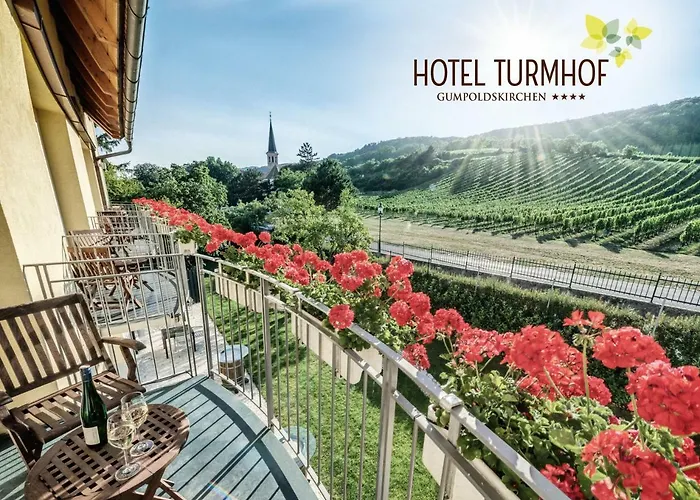 Hotel Turmhof Gumpoldskirchen photo